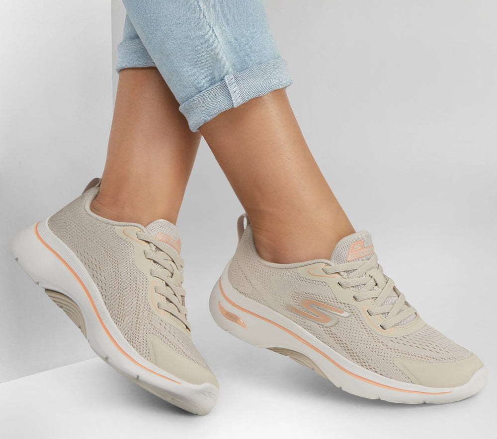 GO WALK Arch Fit 2.0 - Cassy