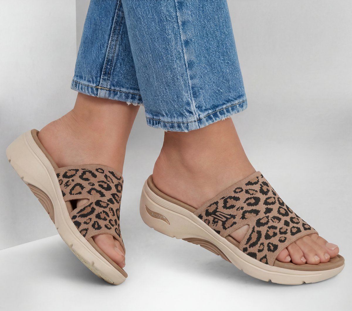 GO WALK Arch Fit 2.0 Sandal - Remi