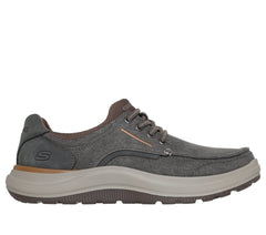 Relaxed Fit: Altman - Finch